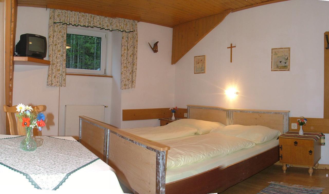 Hotel Gasthof Buchbauer Bad Sankt Leonhard im Lavanttal Exterior photo